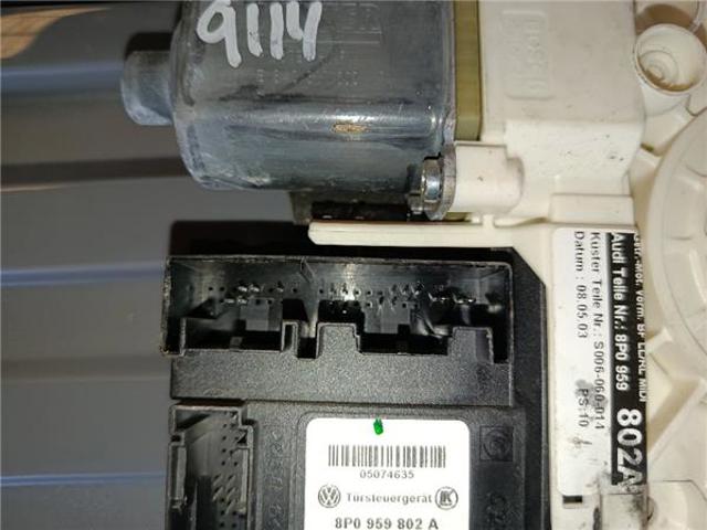 8P0959802A VAG Motor del elevalunas de la puerta delantera derecha  comprar en Oviedo