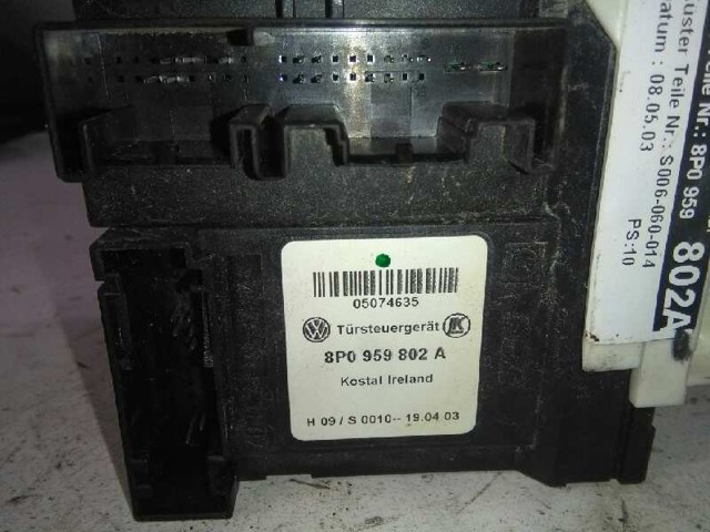 VAG 8P0959802A Motor del elevalunas de la puerta delantera derecha  comprar en Ponferrada
