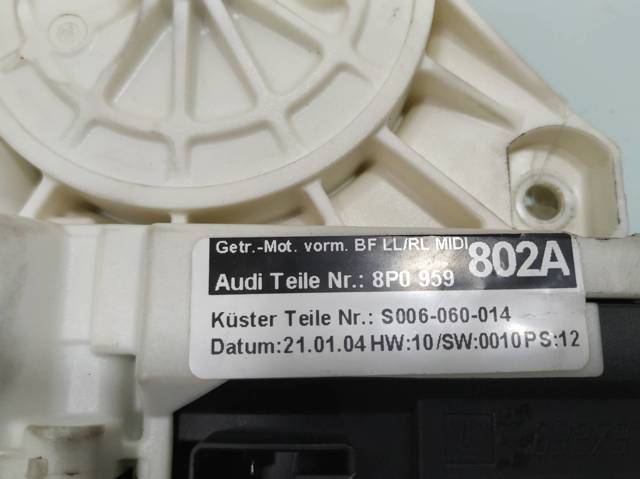 8P0959802A VAG Motor del elevalunas de la puerta delantera derecha comprar Madrid