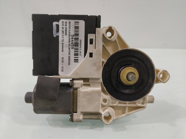 8P0959802E VAG  comprar en Jaén
