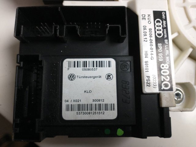 8P0959802Q VAG
