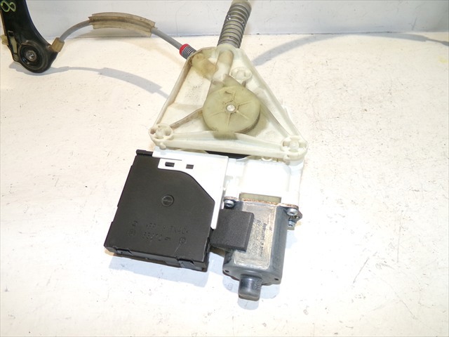 8P0959802Q VAG