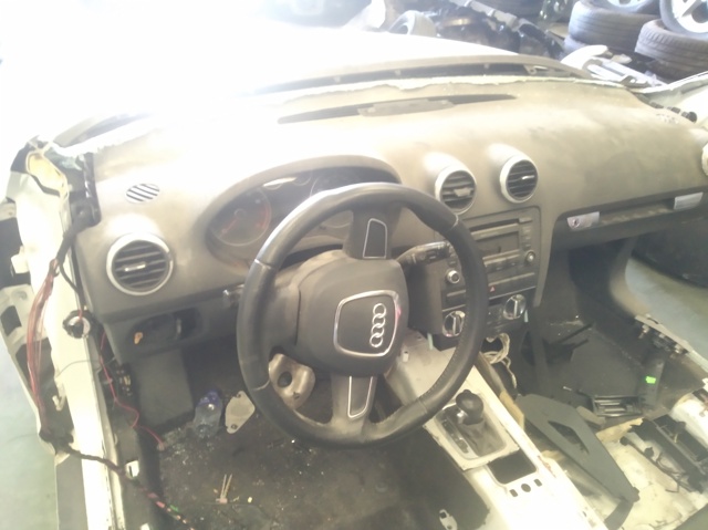 8P1857003D24A VAG/Audi