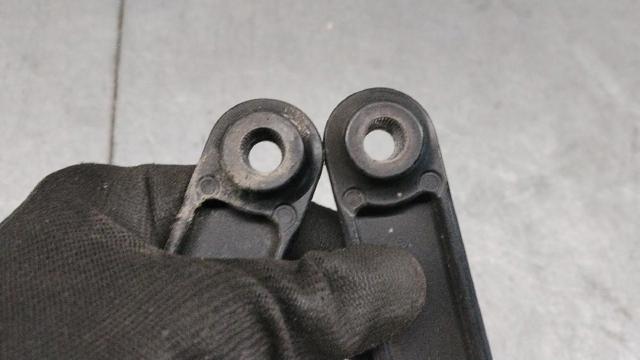 8P1955408A Brazo del limpiaparabrisas  comprar en Pontevedra
