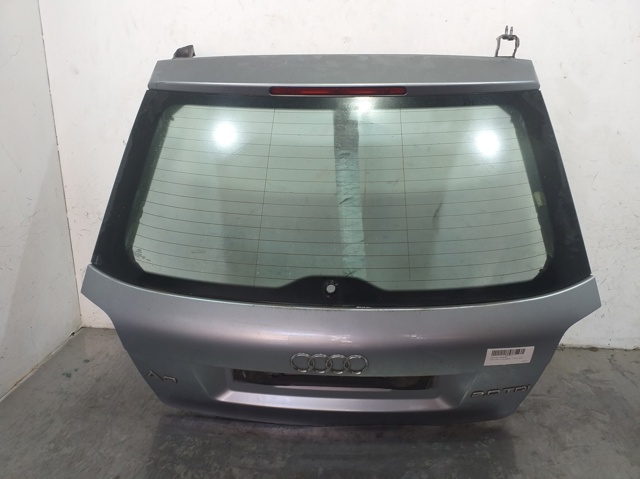 Puerta delantera izquierda Audi A3  8P1 segundo mano