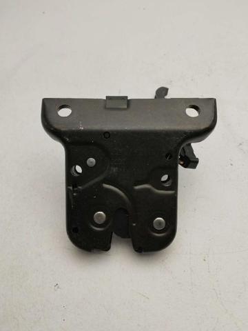 8P3827505 VAG Cerradura de maletero comprar Bilbao