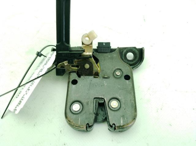 8P3827505 Cerradura de maletero  en stock Sabadell