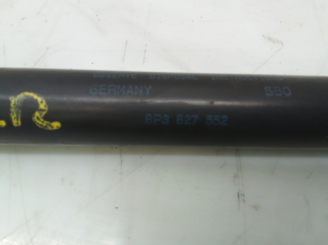 8P3827552 VAG Amortiguador de la tapa del maletero  comprar en Lleida