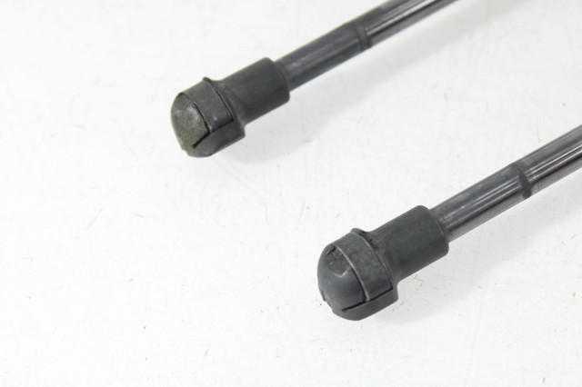 8P3827552B VAG Amortiguador de la tapa del maletero  comprar en Oviedo