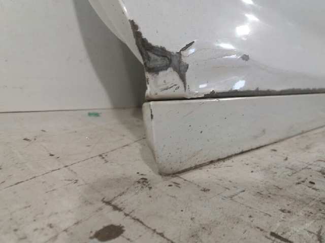 8P3831052D VAG Puerta delantera derecha  comprar en Jaén
