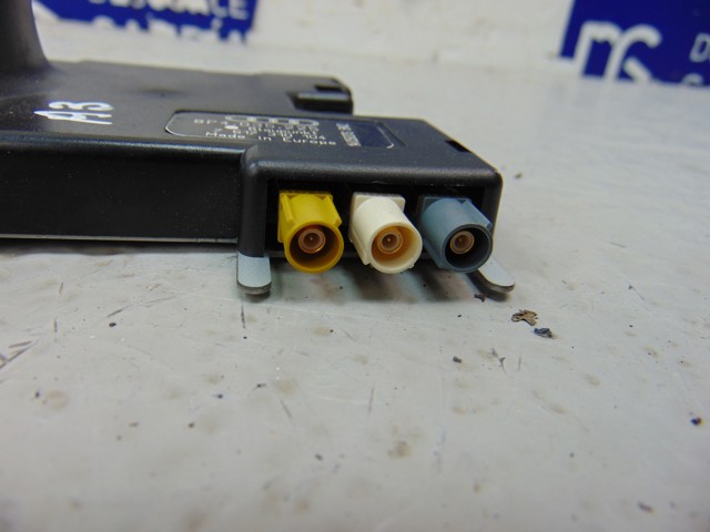 8P4035225 Amplificador de señal de antena comprar Sevilla