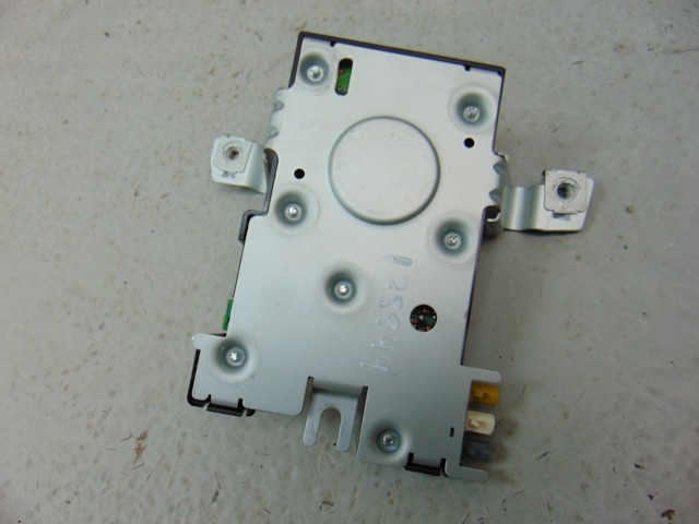 8P4035225 Amplificador de señal de antena  comprar en Zaragoza