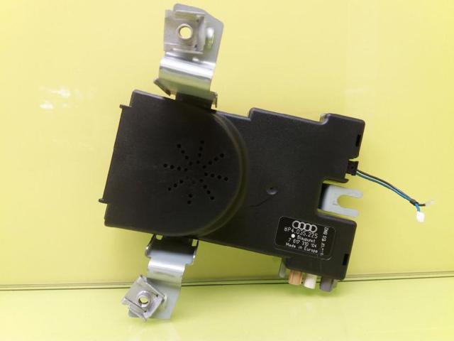 8P4035225 VAG