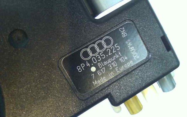 8P4035225 Amplificador de señal de antena comprar Sevilla
