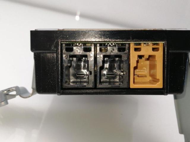 8P4035225D VAG Amplificador de señal de antena comprar Madrid