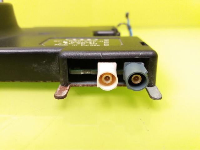 8P4035225D VAG Amplificador de señal de antena  comprar en Lleida