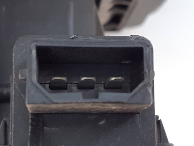 8P4827505C VAG Cerradura de tapa de maletero  disponible Alicante