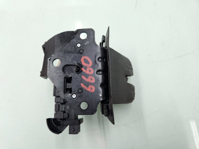 8P4827505D VAG Cerradura de tapa de maletero  comprar en Oviedo
