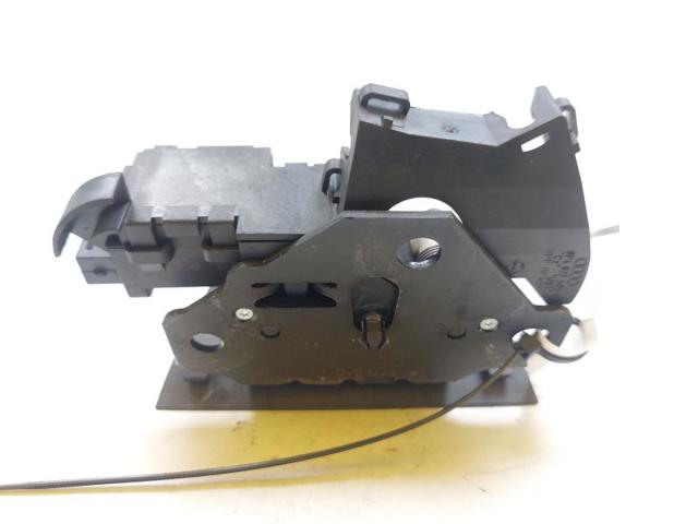 8P4827505D VAG Cerradura de maletero  en stock Córdoba