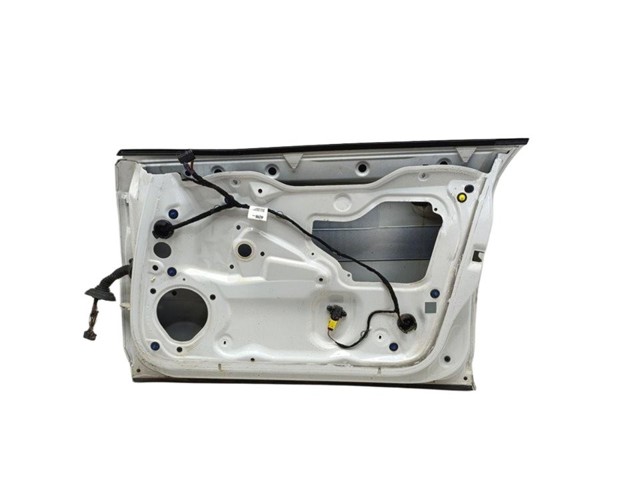 VAG 8P4831052A Puerta delantera derecha  comprar en Ponferrada