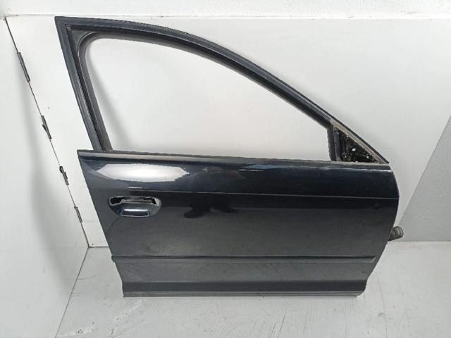 8P4831052A VAG Puerta delantera derecha  comprar en Oviedo