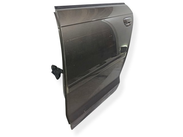 8P4833051A VAG Puerta trasera izquierda  en stock Córdoba
