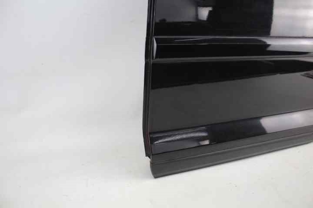 8P4833051A VAG Puerta trasera izquierda  comprar en Lleida