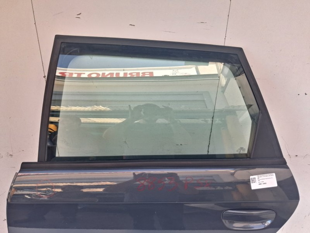 8P4833051A VAG Puerta trasera izquierda  comprar en Jaén