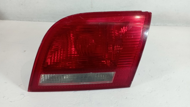 VAG 8P4945094B Piloto trasero interior derecho comprar Barcelona