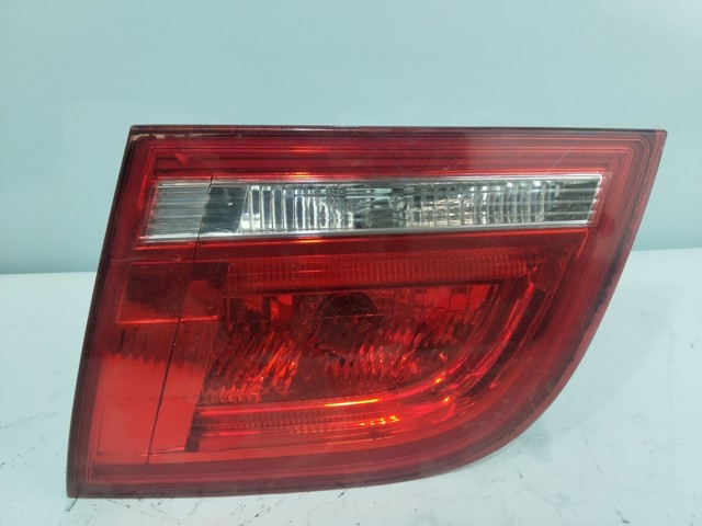 8P4945094D Piloto trasero interior derecho comprar Girona