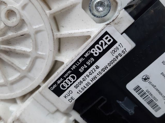 8P4959802B VAG Motor del elevalunas de la puerta trasera derecha comprar Bilbao