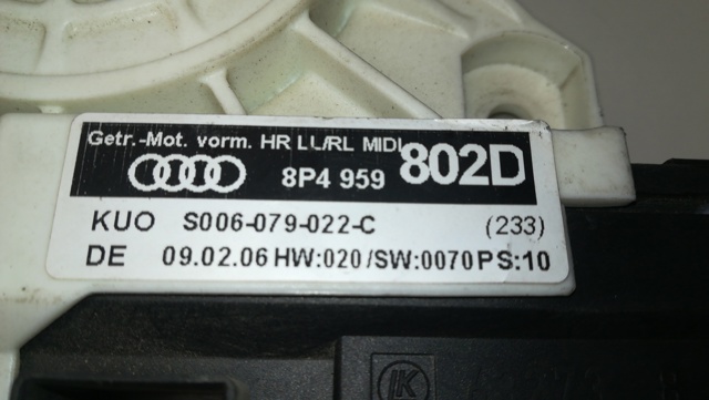 VAG 8P4959802D Motor del elevalunas de la puerta trasera derecha  disponible Lugo