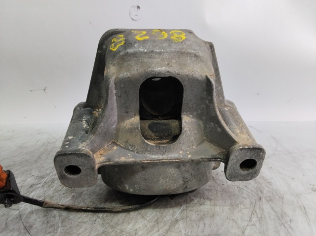 8R0199381 Soporte de motor derecho  comprar en Pontevedra