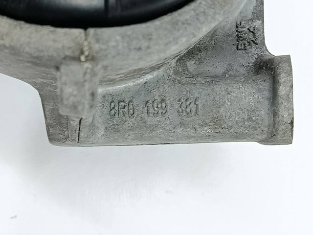 VAG 8R0199381 Soporte de motor derecho  disponible Lugo