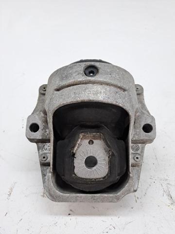 Soporte de motor derecho 8R0199381A VAG