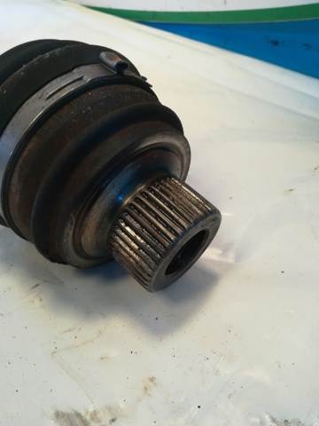 VAG 8R0407271B Semieje delantero  disponible Valladolid