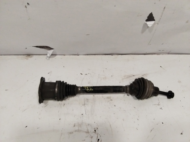 Semieje delantero 8R0407271B VAG