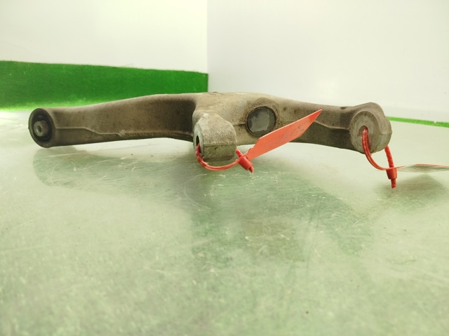 8R0505312F VAG Brazo inferior derecho de la suspensión trasera  comprar en Oviedo