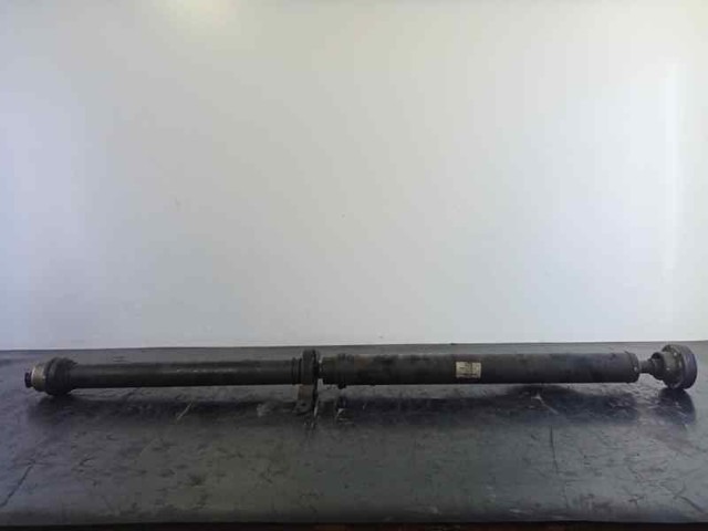 Cardán  8R0521101E VAG