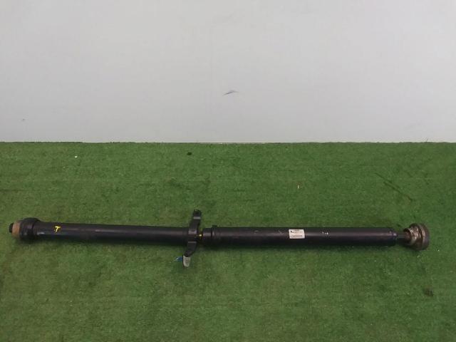 Cardán  8R0521101P VAG