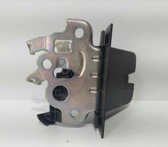 VAG 8R0827505 Cerradura de maletero  en stock Salamanca