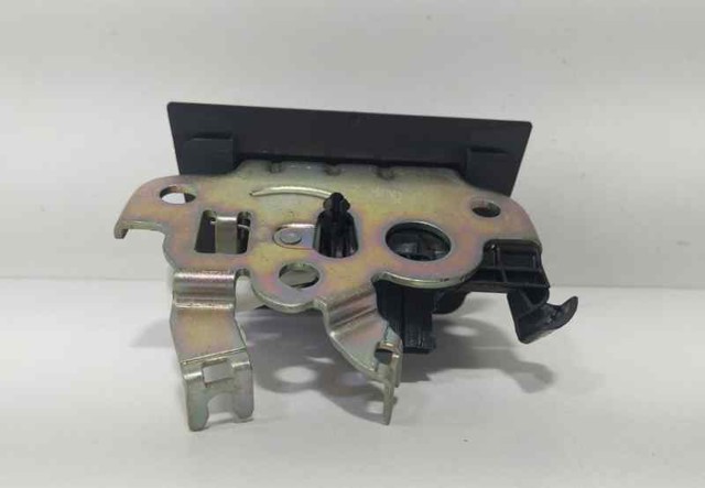 8R0827505 Cerradura de maletero  en stock Sabadell