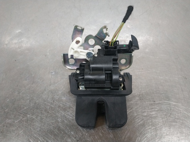8R0827505 VAG Cerradura de maletero comprar Madrid