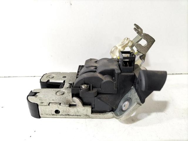 8R0827505A Cerradura de maletero  en stock Sabadell