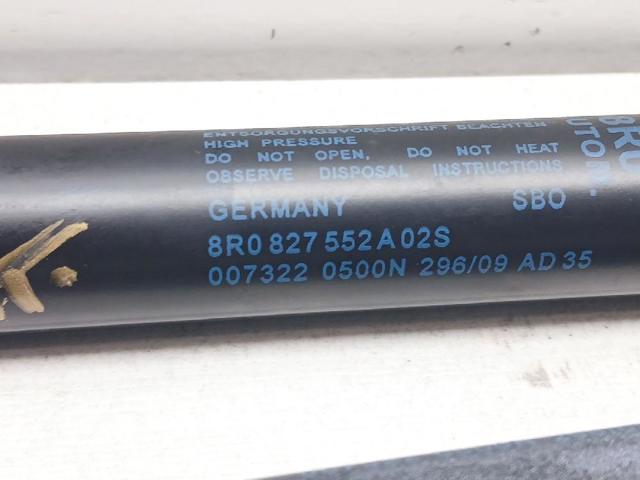 8R0827552A Amortiguador de la tapa del maletero  comprar en Reus