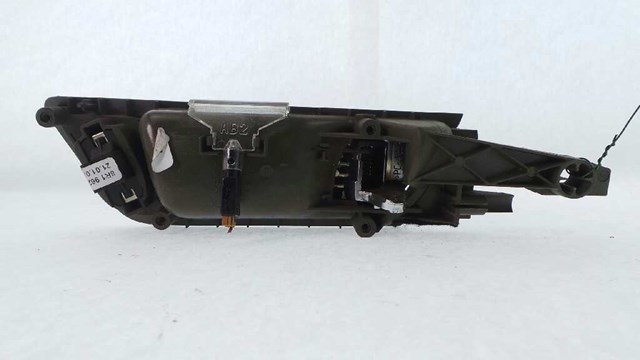 Manecilla de puerta, equipamiento habitáculo, delantera izquierda 8R0837019 VAG/Audi