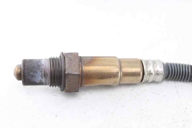 8R0906262 Sensor de oxígeno previo al catalizador  comprar en Zaragoza