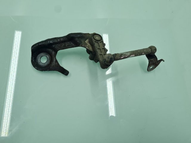 Sensor de nivel de carrocería trasero izquierdo 8R0941309C VAG