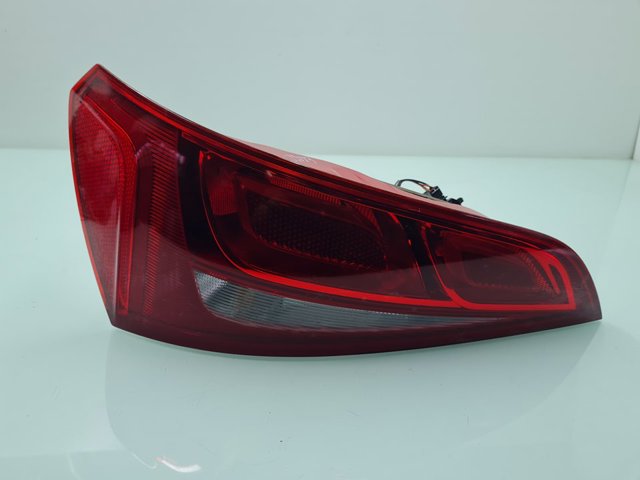 8R0945093 Piloto trasero izquierdo  disponible Burgos