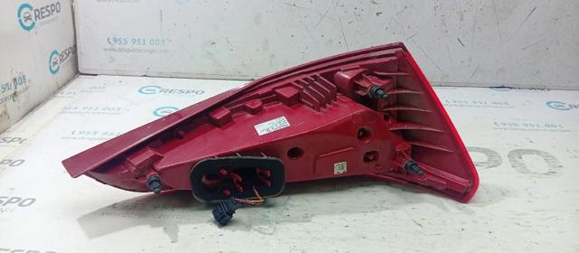 VAG 8R0945094A Piloto trasero derecho  en stock Salamanca